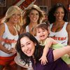 Celebrate Mom With A Free Entree At Hooters Today